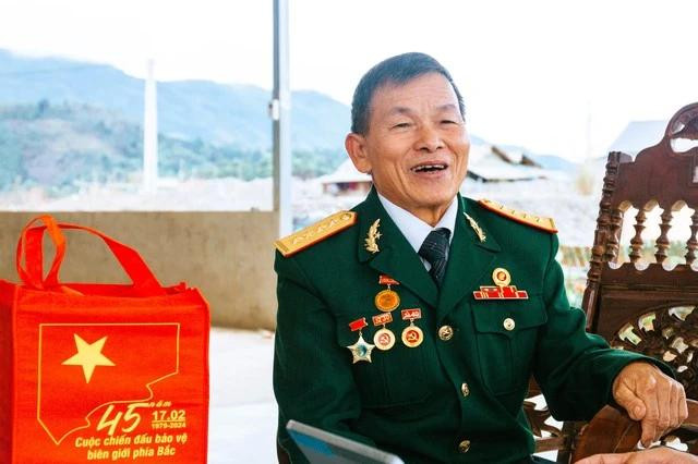 Anh hùng Hoàng Minh Phương