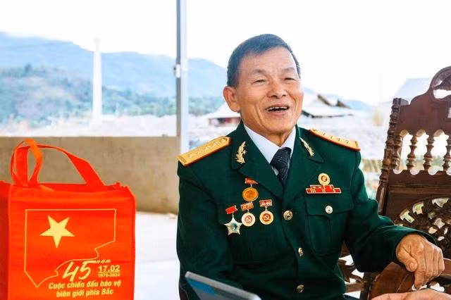 Anh hùng Hoàng Minh Phương