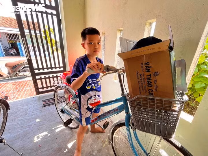 Chiếc xe đạp Bảo dùng để đi tìm mẹ.