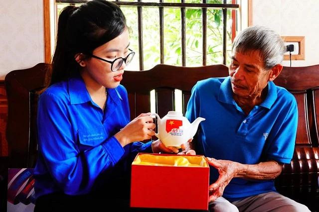 Ông Phan Bá Cường, em trai liệt sĩ Phan Bá Mạnh Ông Phan Bá Cường, em trai liệt sĩ Phan Bá Mạnh