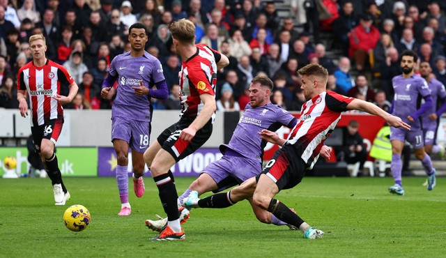 Alexis MacAllister nhân đôi cách biệt cho Liverpool Alexis MacAllister nhân đôi cách biệt cho Liverpool