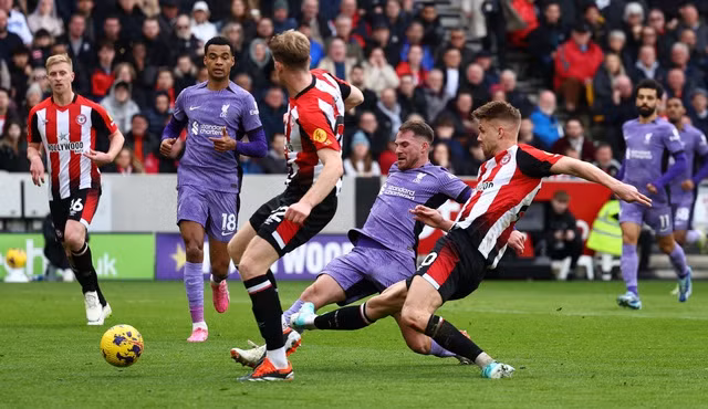 Alexis MacAllister nhân đôi cách biệt cho Liverpool