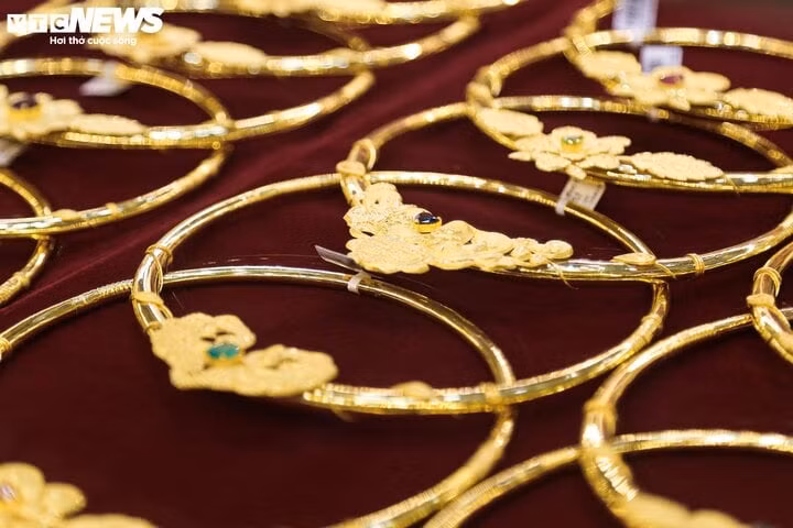 Giá vàng biến động mạnh trong năm 2023. Ảnh minh họa