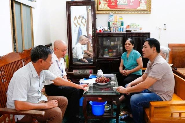 Thân nhân liệt sĩ Lê Đình Chinh kể về người anh hùng Thân nhân liệt sĩ Lê Đình Chinh kể về người anh hùng