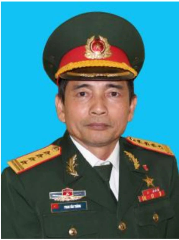 Anh hùng Phan Văn Thắng