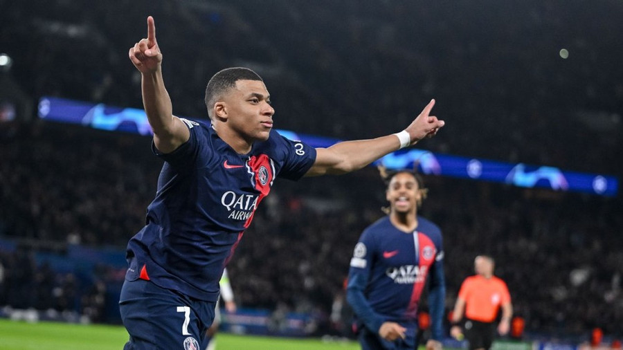 Mbappe lập kỳ tích để giúp PSG giành chiến thắng. Nguồn: Getty Images Mbappe lập kỳ tích để giúp PSG giành chiến thắng. Nguồn: Getty Images