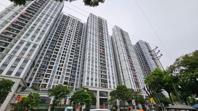 HoREA kiến nghị người mua nhà dự án thương mại dưới 3 tỷ đồng/căn được vay gói 120.000 tỷ đồng. HoREA kiến nghị người mua nhà dự án thương mại dưới 3 tỷ đồng/căn được vay gói 120.000 tỷ đồng.