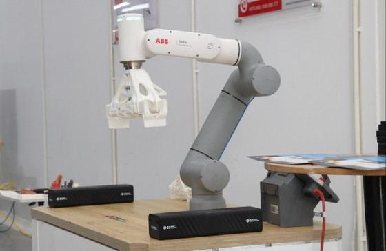 Grippers chế tạo bằng công nghệ in 3D có thể ứng dụng hầu hết các lĩnh vực trong sản xuất của doanh nghiệp Grippers chế tạo bằng công nghệ in 3D có thể ứng dụng hầu hết các lĩnh vực trong sản xuất của doanh nghiệp