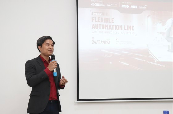 Ông Trương Tấn Tòng, Tổng Giám đốc 3D Smart Solutions tin rằng đây là công nghệ có thể giúp các doanh nghiệp, đơn vị sản xuất nâng cao năng suất hoạt động Ông Trương Tấn Tòng, Tổng Giám đốc 3D Smart Solutions tin rằng đây là công nghệ có thể giúp các doanh nghiệp, đơn vị sản xuất nâng cao năng suất hoạt động