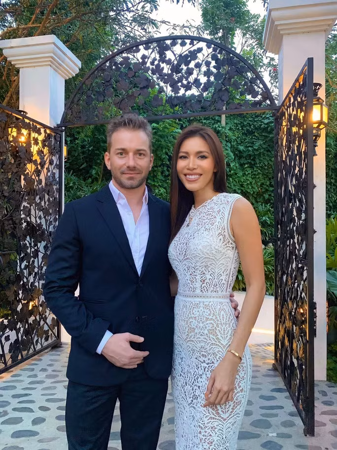 Minh Tú và bạn trai người Đức đã công khai chuyện tình cảm từ 2021