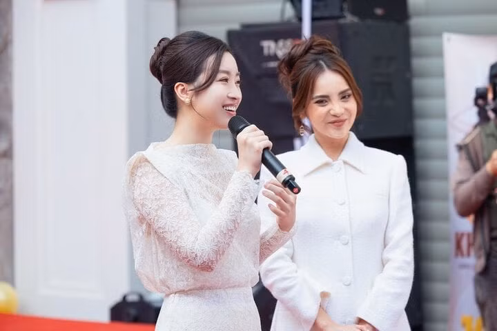 Hoa hậu Đỗ Mỹ Linh đằm thắm, nền nã giữa dàn người đẹp nóng bỏng ảnh 8