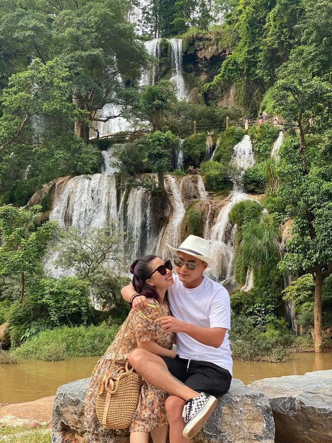 Diễn viên Hồng Đăng trở lại đóng phim sau scandal? - Ảnh 4. Hồng Đăng dành thời gian cho kinh doanh và chơi golf