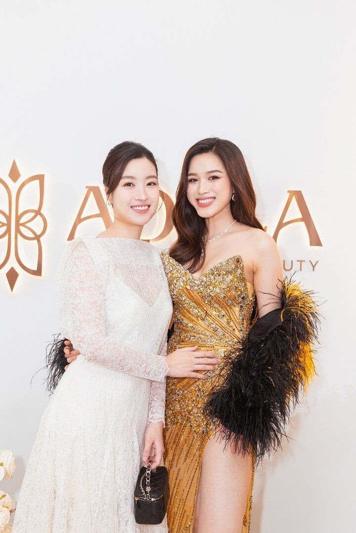 Hoa hậu Đỗ Mỹ Linh đằm thắm, nền nã giữa dàn người đẹp nóng bỏng ảnh 5