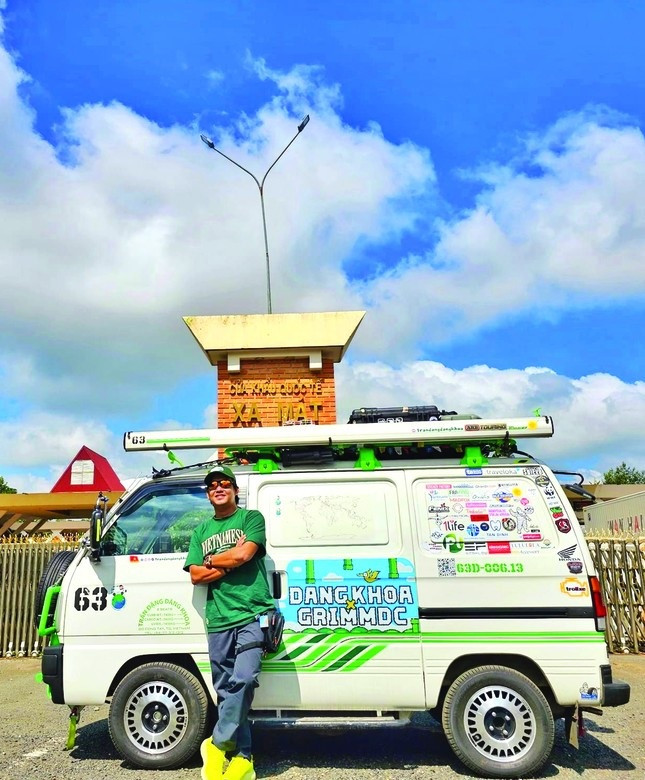 Đăng Khoa bắt đầu khởi hành từ cửa khẩu Quốc tế Xa Mát ngày 11/11