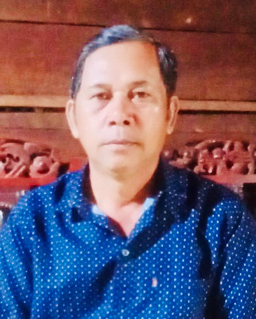 Ông Men đã tích cực vận động nhân dân chăm lo phát triển kinh tế. Ảnh: N.H