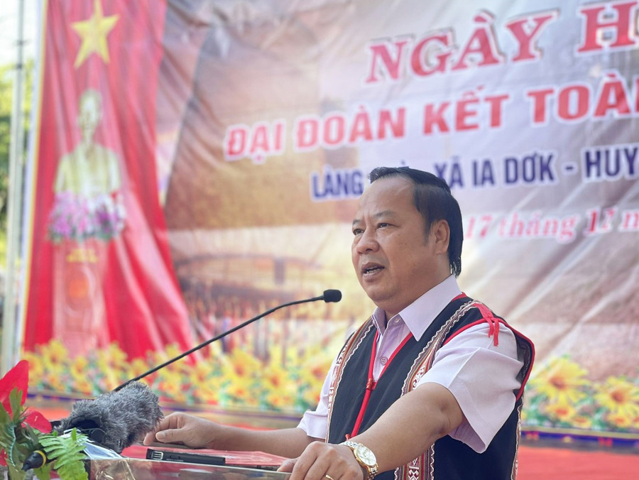 Phó Bí thư Thường trực Tỉnh ủy, Trưởng đoàn đại biểu Quốc hội tỉnh Châu Ngọc Tuấn phát biểu tại Ngày hội. Ảnh: P.D Phó Bí thư Thường trực Tỉnh ủy, Trưởng đoàn đại biểu Quốc hội tỉnh Châu Ngọc Tuấn phát biểu tại Ngày hội. Ảnh: P.D