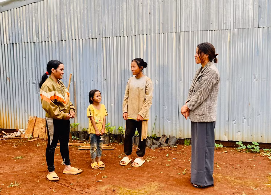 Nhiều hộ dân ở xã Ia Kênh (TP. Pleiku) gặp khó khăn về kinh phí xây dựng nhà ở. Ảnh: H.T