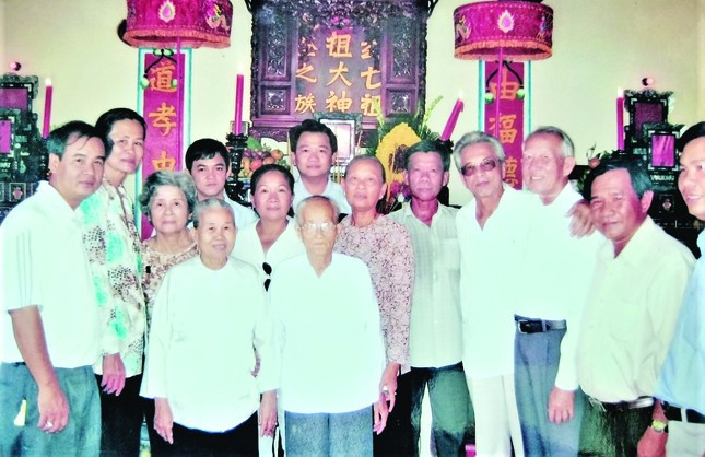 Những người trong dòng họ Phạm Đăng đoàn viên tại Củ Chi Những người trong dòng họ Phạm Đăng đoàn viên tại Củ Chi