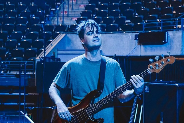 Sam Farrar, người đa năng nhất nhóm. Nguồn: Instagram nhân vật