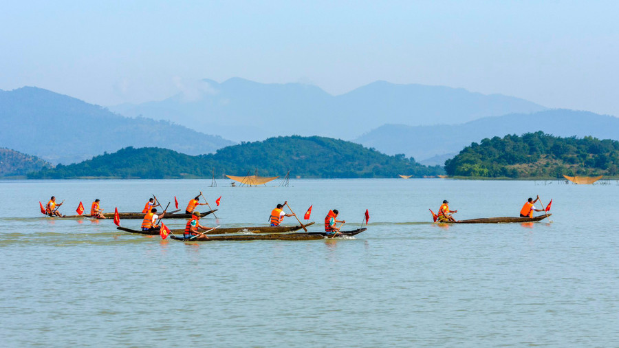 Ảnh: P.L Ảnh: P.L