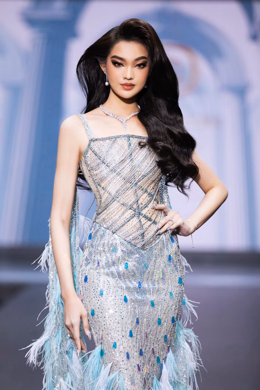 Người đẹp Bé Quyên cũng là gương mặt được nhiều nhà thiết kế trong nước yêu thích. Ảnh: NVCC