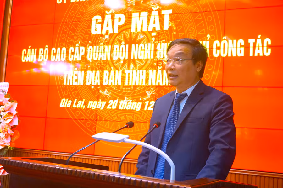 Đồng chí Trương Hải Long-Phó Bí thư Tỉnh ủy, Chủ tịch UBND tỉnh phát biểu tại buổi gặp mặt. Ảnh: Hà Duy