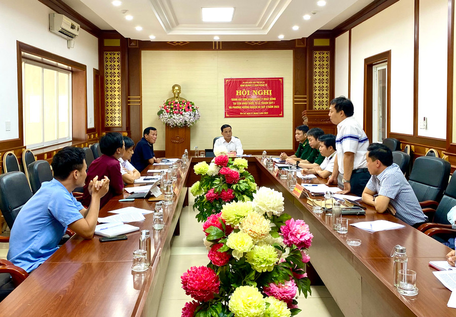 Quang cảnh hội nghị đánh giá tình hình quản lý khu vực Cửa khẩu Quốc tế Lệ Thanh quý I-2023. Ảnh Hà Duy