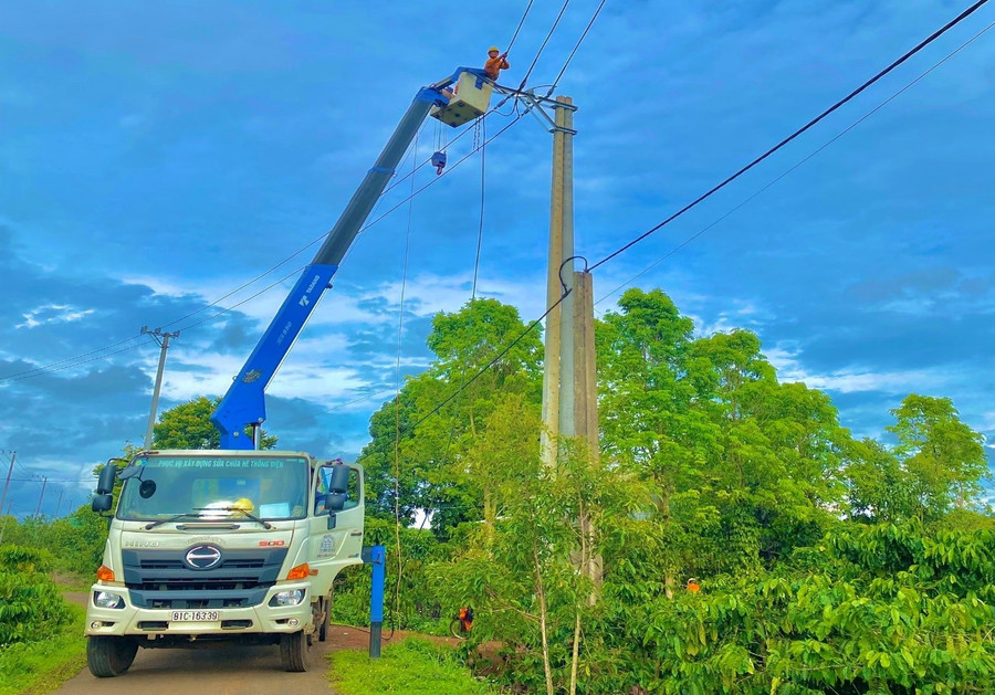 100% xã, phường, thôn, làng của Gia Lai có điện Quốc gia, hoàn thành tiêu chí số 4 về điện trong xây dựng nông thôn mới. Ảnh: H.D