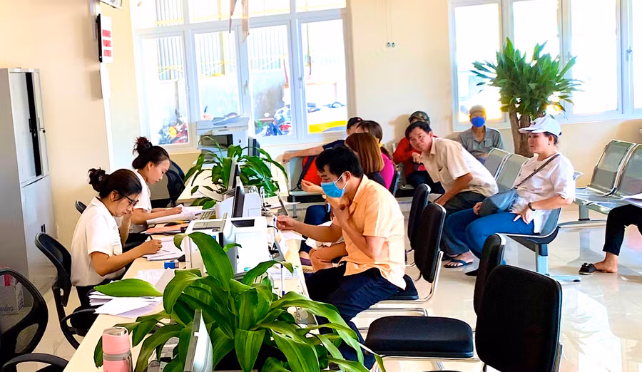 Bộ phận một cửa huyện Chư Prông nỗ lực cải cách thủ hành chính, tạo điều kiện cho doanh nghiệp và người dân. Ảnh: Hà Duy