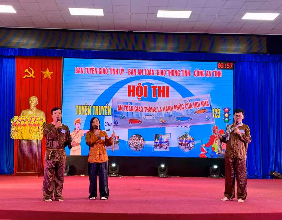 Tiết mục tham gia hội thi của huyện Đak Pơ. Ảnh: Hà Duy