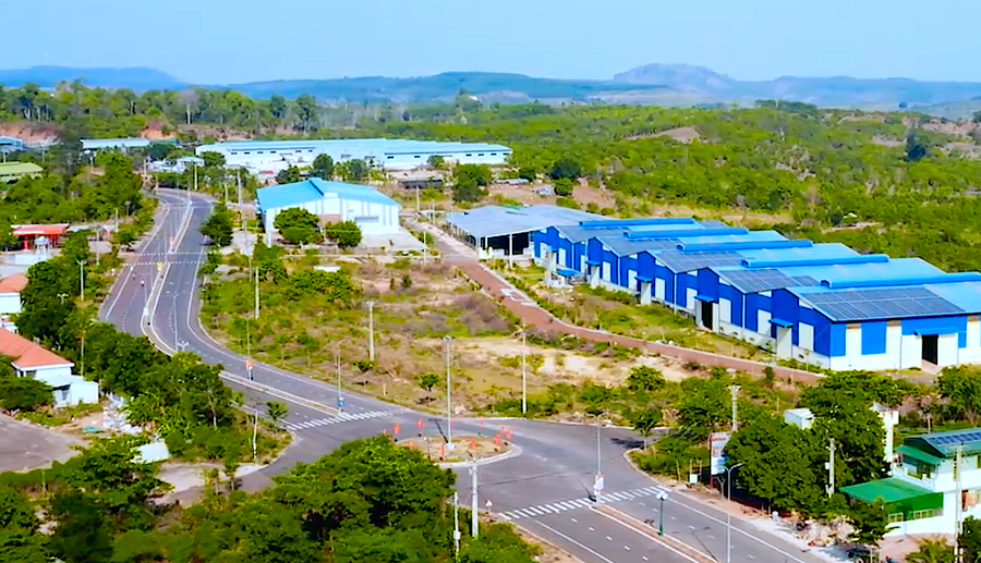Một góc Khu kinh tế Cửa khẩu Quốc tế Lệ Thanh (huyện Đức Cơ). Ảnh: Hà Duy