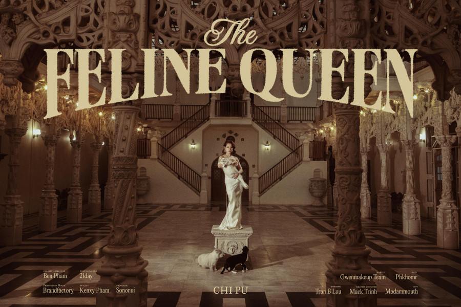 Trong không gian cổ điển, Chi Pu hóa thành nữ hoàng xinh đẹp và quyền lực. Nữ diễn viên lột tả rõ nét tinh thần bí ẩn của bộ ảnh Trong không gian cổ điển, Chi Pu hóa thành nữ hoàng xinh đẹp và quyền lực. Nữ diễn viên lột tả rõ nét tinh thần bí ẩn của bộ ảnh