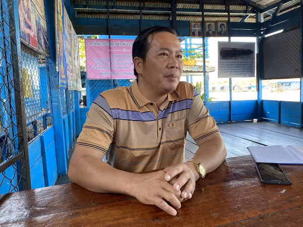 Thầy giáo Nguyễn Minh Luân.