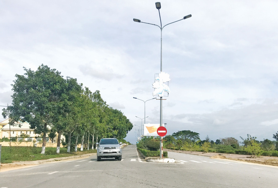 Hạ tầng giao thông của huyện Đak Pơ ngày càng hoàn thiện. Ảnh: Diệp Nguyễn