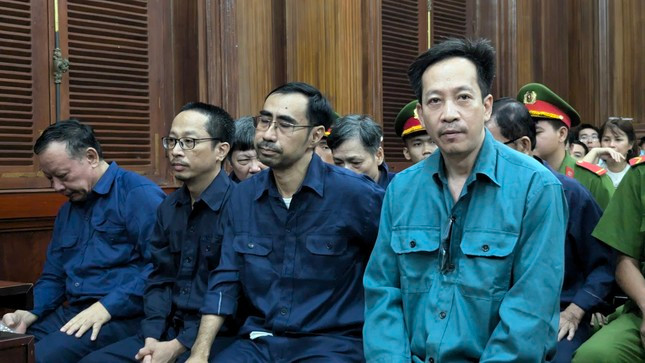 Các bị cáo tại phiên tòa. Các bị cáo tại phiên tòa.