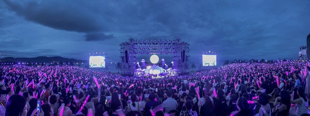 Mỹ Tâm làm liveshow tại biển Đà Nẵng ngày 14.7 Mỹ Tâm làm liveshow tại biển Đà Nẵng ngày 14.7