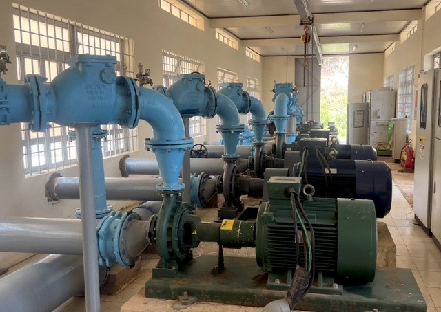 Một góc trong nhà máy nước Tuyền Lâm của Công ty cổ phần Cấp nước Tuyền Lâm. Một góc trong nhà máy nước Tuyền Lâm của Công ty cổ phần Cấp nước Tuyền Lâm.