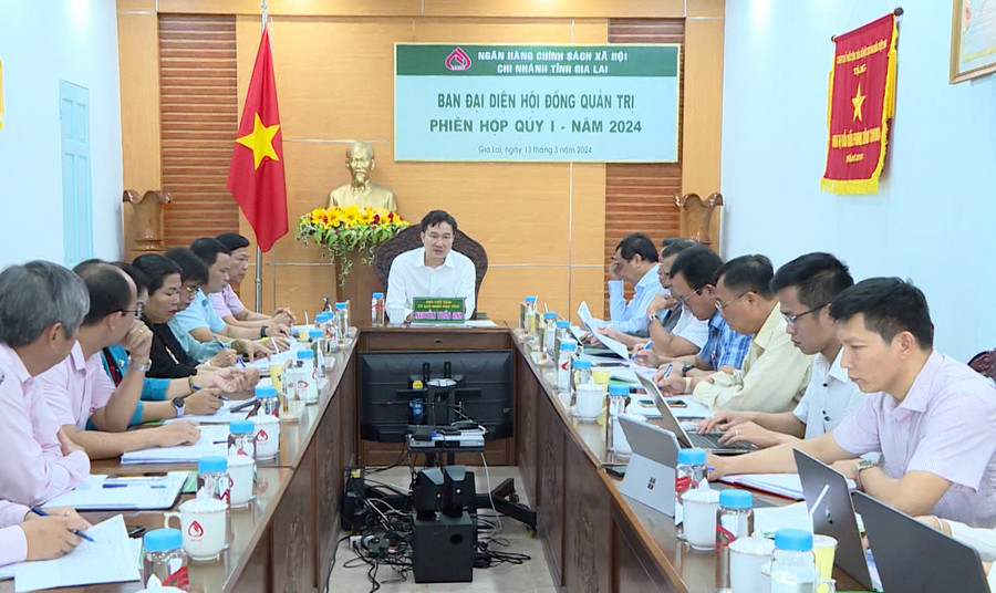 Kể từ khi có Chỉ thị số 40 CT/TW của Ban Bí thư, hoạt động của Ngân hàng CSXH tỉnh đạt nhiều kết quả nổi bật, đáng ghi nhận về mọi mặt. Ảnh: H.N