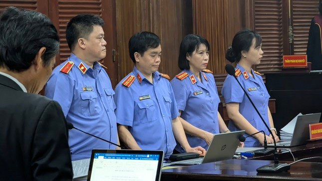 Đại diện Viện Kiểm sát tại phiên tòa. Đại diện Viện Kiểm sát tại phiên tòa.