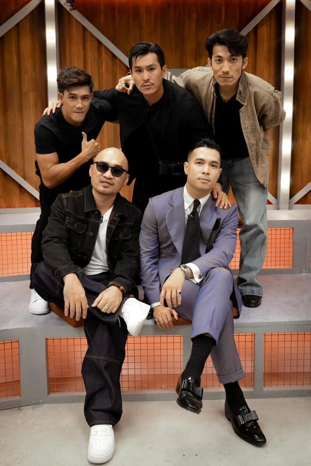 Trương Thế Vinh đang tham gia Anh trai vượt ngàn chông gai 2024, anh thấy vui khi nhiều khán giả nhắn tin động viên, thậm chí khuyên anh nên đi hát nhiều hơn sau tiết mục solo chào sân Trương Thế Vinh đang tham gia Anh trai vượt ngàn chông gai 2024, anh thấy vui khi nhiều khán giả nhắn tin động viên, thậm chí khuyên anh nên đi hát nhiều hơn sau tiết mục solo chào sân