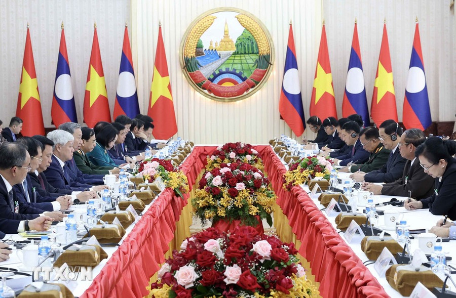 Chủ tịch nước Tô Lâm hội kiến Thủ tướng Lào Sonexay Siphandone. (Ảnh: Nhan Sáng/TTXVN) Chủ tịch nước Tô Lâm hội kiến Thủ tướng Lào Sonexay Siphandone. (Ảnh: Nhan Sáng/TTXVN)