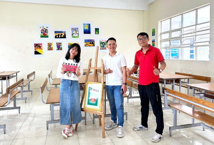 Phòng học Mỹ Thuật. Phòng học Mỹ Thuật.