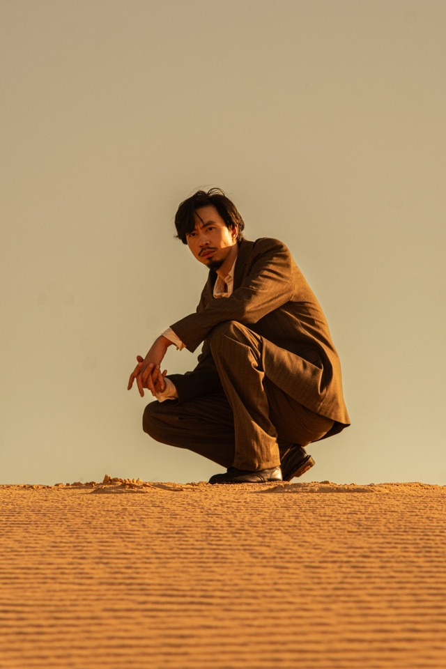 Rapper Đen trình làng sáng tác mới &quot;Friendship&quot;