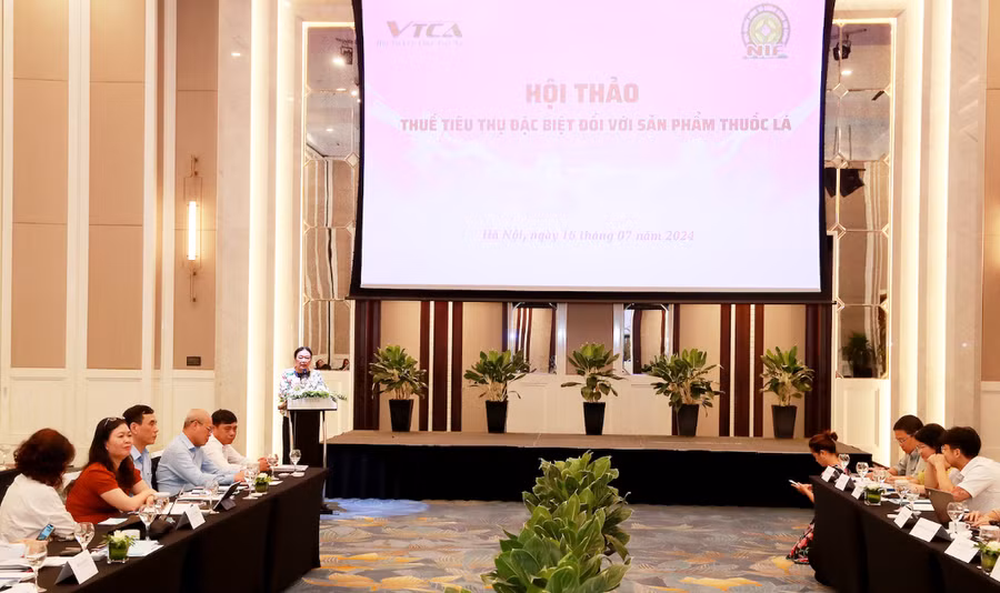 Chính sách thuế đối với thuốc lá hợp pháp cần được điều chỉnh hợp lý để làm giảm động lực của những người buôn lậu. Nguồn vietnamnet.vn