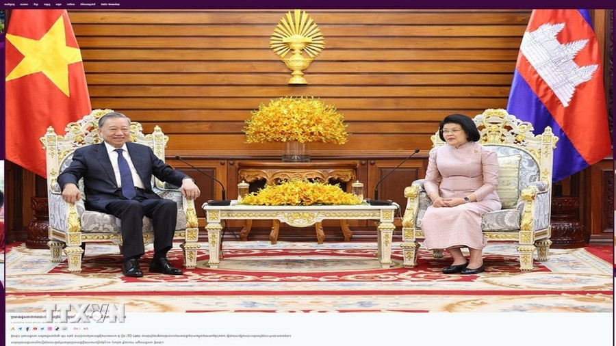 Trang tin EAC News ngày 13/7 đăng bài viết đưa tin về cuộc gặp giữa Chủ tịch nước Tô Lâm và Chủ tịch Quốc hội Campuchia Khuon Sudary. (Ảnh chụp màn hình) Trang tin EAC News ngày 13/7 đăng bài viết đưa tin về cuộc gặp giữa Chủ tịch nước Tô Lâm và Chủ tịch Quốc hội Campuchia Khuon Sudary. (Ảnh chụp màn hình)