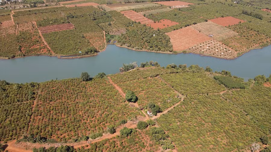 Những khu vực đất có view đẹp ở vùng ven TP. Pleiku được các nhà đầu tư tìm mua nhiều trong thời kỳ cao điểm. Ảnh: L.A