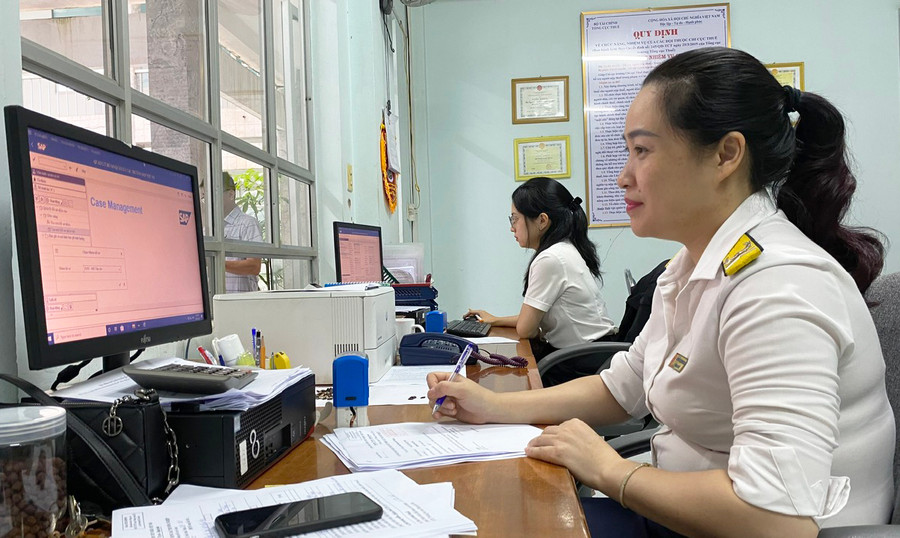 Giao dịch nhà đất giảm về giá trị và số lượng, nguồn thu thuế và lệ phí trước bạ liên quan đến bất động sản không còn tăng đột biến như năm 2022. Ảnh: S.C Giao dịch nhà đất giảm về giá trị và số lượng, nguồn thu thuế và lệ phí trước bạ liên quan đến bất động sản không còn tăng đột biến như năm 2022. Ảnh: S.C