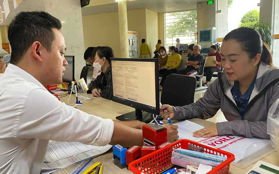 Thị trường bất động sản trầm lắng, số lượng hồ sơ giao dịch nhà đất giảm gần 30% so với cùng kỳ năm 2022. Ảnh: S.C Thị trường bất động sản trầm lắng, số lượng hồ sơ giao dịch nhà đất giảm gần 30% so với cùng kỳ năm 2022. Ảnh: S.C