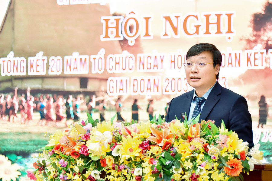 Phó Bí thư Tỉnh ủy, Chủ tịch UBND tỉnh Trương Hải Long phát biểu tại hội nghị. Ảnh: Đức Thụy Phó Bí thư Tỉnh ủy, Chủ tịch UBND tỉnh Trương Hải Long phát biểu tại hội nghị. Ảnh: Đức Thụy