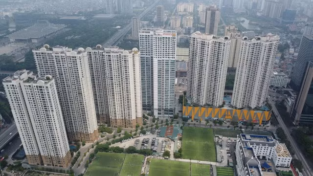 Trái phiếu doanh nghiệp bất động sản vẫn chiếm lượng lớn. Ảnh: LÊ QUÂN